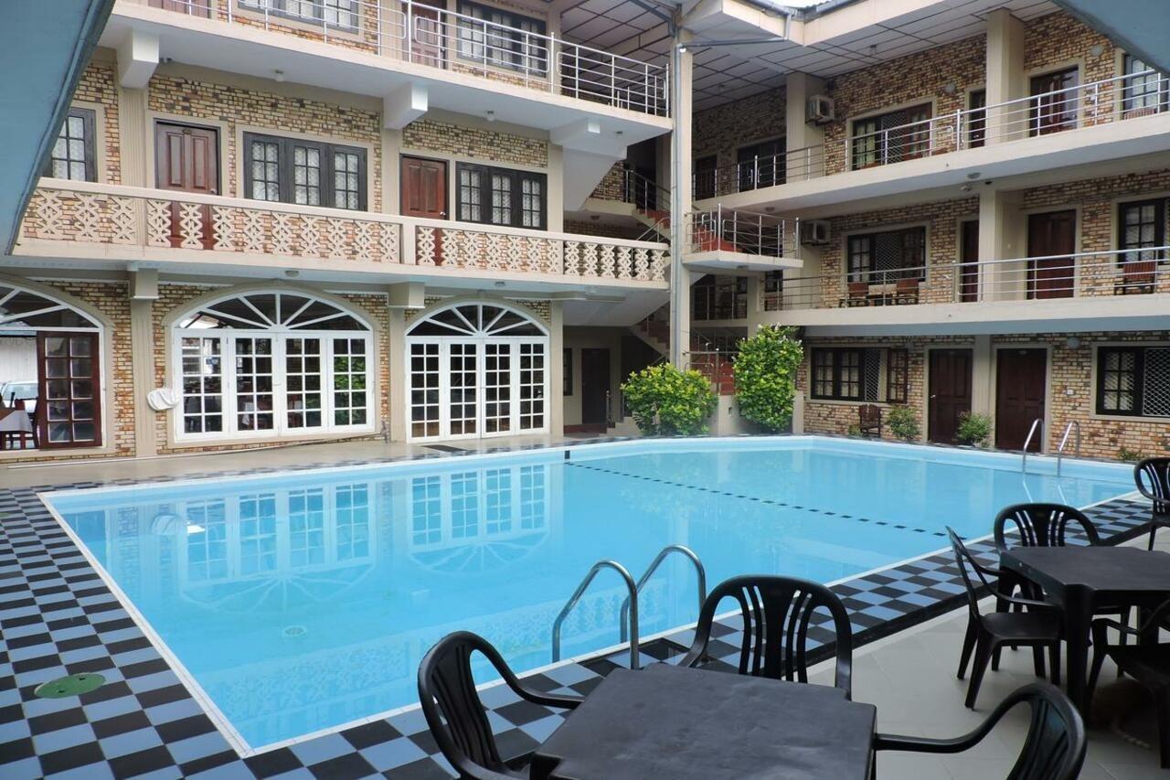 Oasis Beach Resort Negombo Eksteriør billede