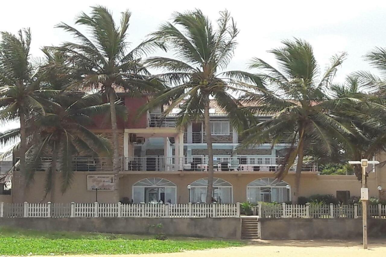 Oasis Beach Resort Negombo Eksteriør billede
