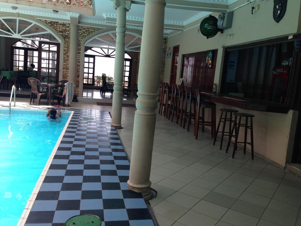 Oasis Beach Resort Negombo Eksteriør billede