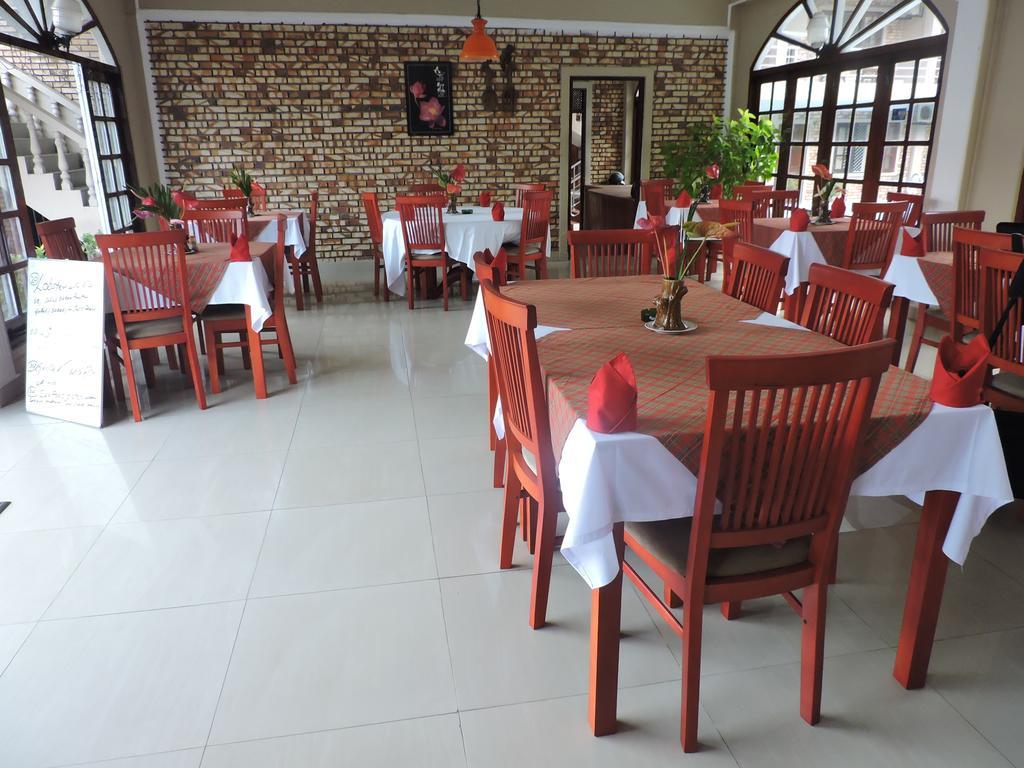 Oasis Beach Resort Negombo Eksteriør billede