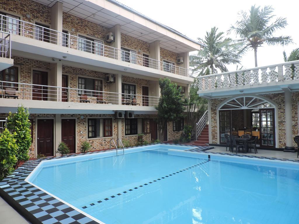 Oasis Beach Resort Negombo Eksteriør billede