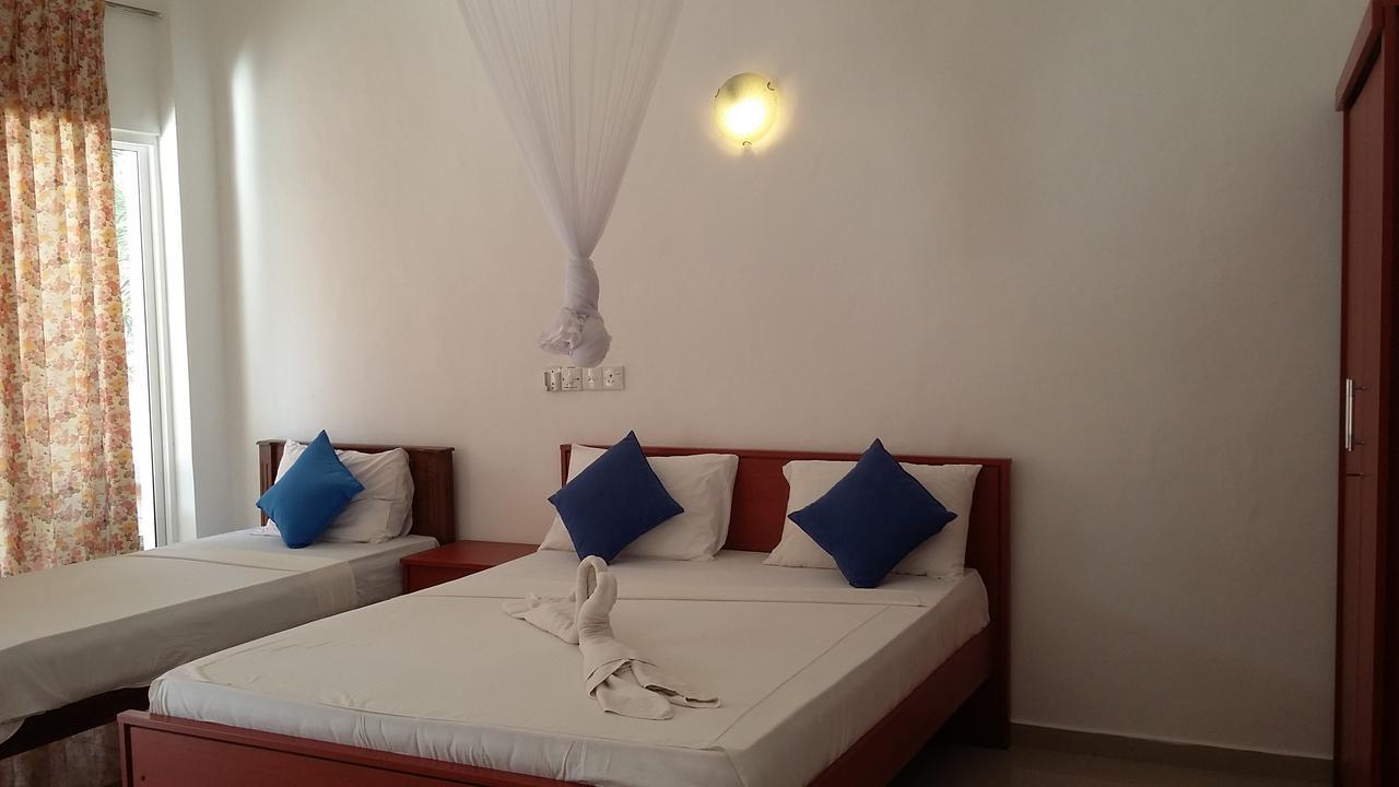 Oasis Beach Resort Negombo Eksteriør billede